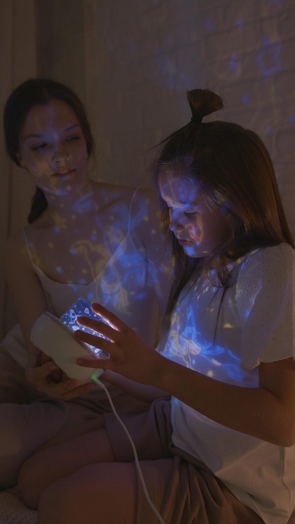 10 idées lumineuses pour choisir une veilleuse projecteur enfant